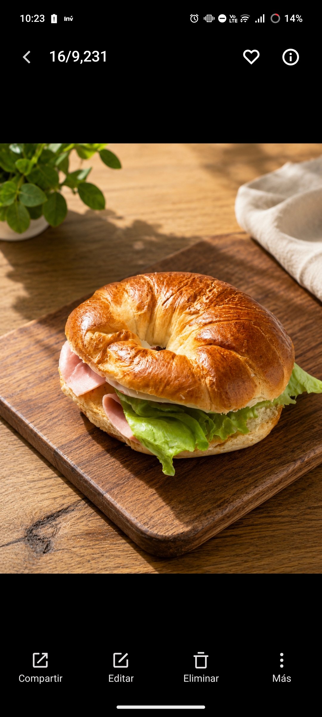Croissant de Jamón